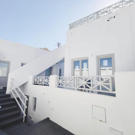 Livin Santorini - Center Rooms Santorini Island Kültér fotó