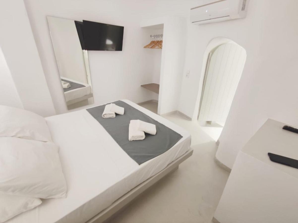 Livin Santorini - Center Rooms Santorini Island Kültér fotó