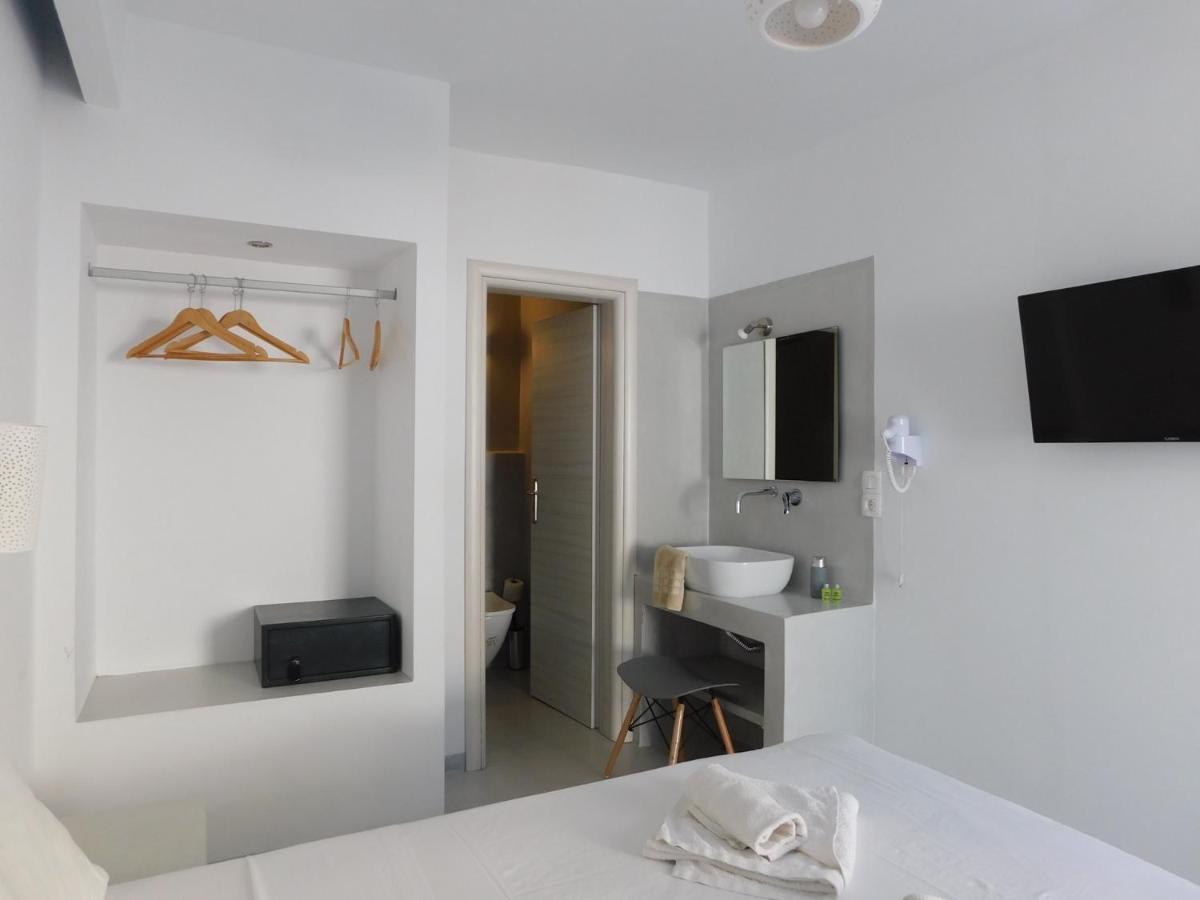 Livin Santorini - Center Rooms Santorini Island Kültér fotó