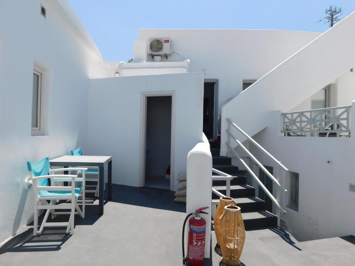 Livin Santorini - Center Rooms Santorini Island Kültér fotó