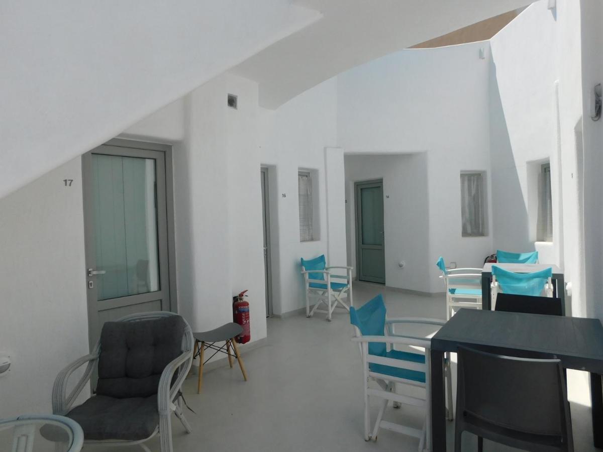 Livin Santorini - Center Rooms Santorini Island Kültér fotó